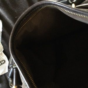 Louis Vouitton shoulder bag